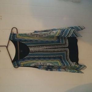 AB Studio sleeveless sharkbite tank size Extra Large shirt top